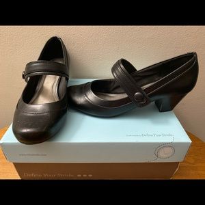 LifeStride Black Mary Jane’s